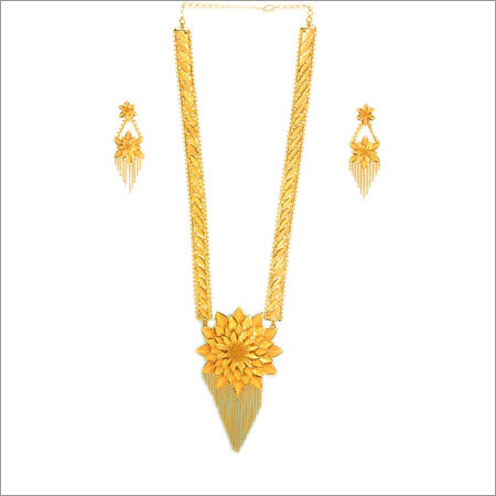 Gold Necklace Set
