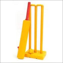 Cricket Bat With Stumps Age Group: Children