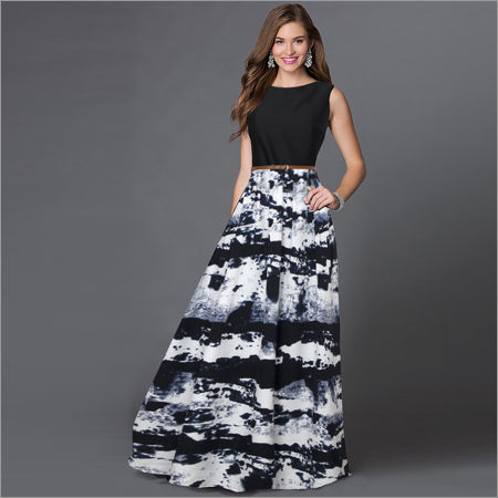 Ladies Jeny Black Gown