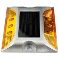 Solar Road Stud Without Shank Square