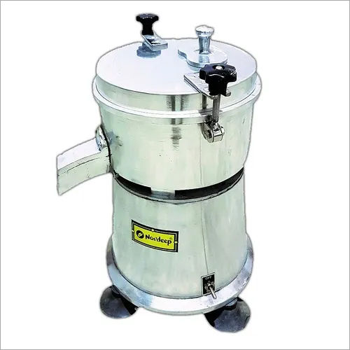 Medium Commercial Carrot Juicer