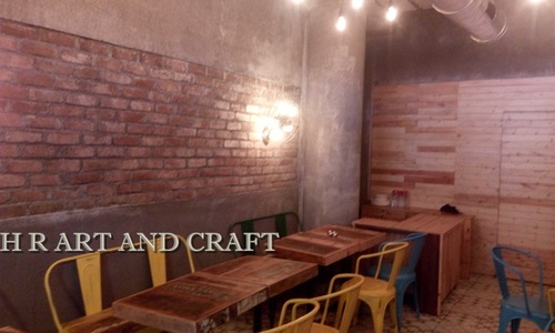 Powder Coating Food Court Reclaimed Wood Furniture