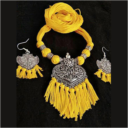 Ladies Artificial Necklace Set