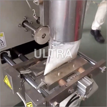 Pouch Packing Machine