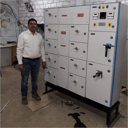Power Distribution Panel Power Distribution Panel