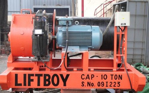 Industrial Winch Capacity: 50 Ton Ton/Day