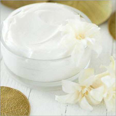 100% Pure White Petroleum Jelly Recommended For: 3000