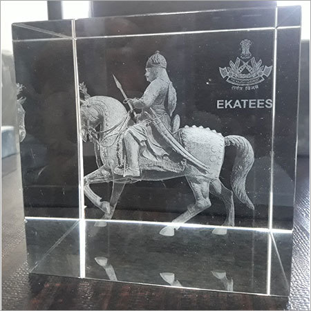 3D Crystals Statue Engraved