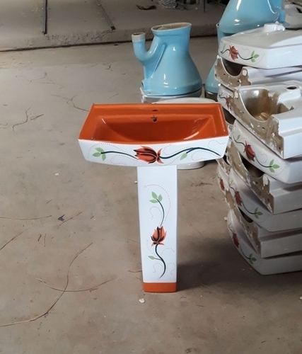 Designer pedestal Wash Basin Designer pedestal Wash Basin