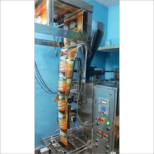 Pneumatic Center Seal Liquid Pouch Packing Machine