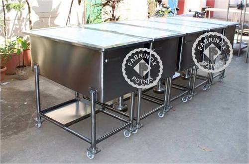 Steel Ss Bottle Sorting Trolley