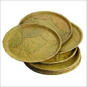 Leaf Paper Plate - Leaf & Paper Material, Lightweight Design , Green Color Ideal for Events and Parties