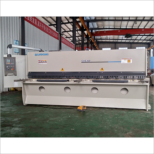 CNC Shearing Machine
