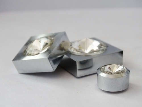 Fancy Square Diamond Mirror Cap