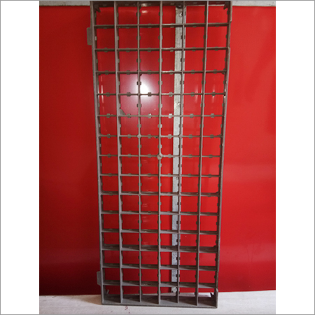 90 Eggs Setting Tray