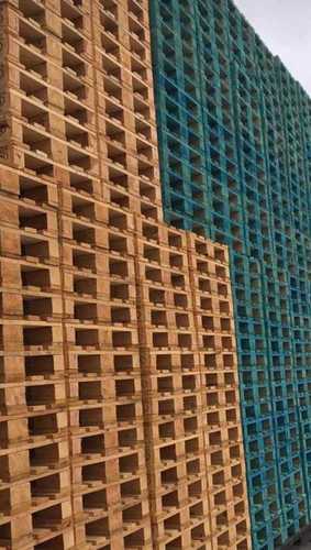 Wooden Pallets - High-Quality Wood, Standard Size, Brown Color | Euro Pallet Design, 2-Way Handlift, 2-Way Entry