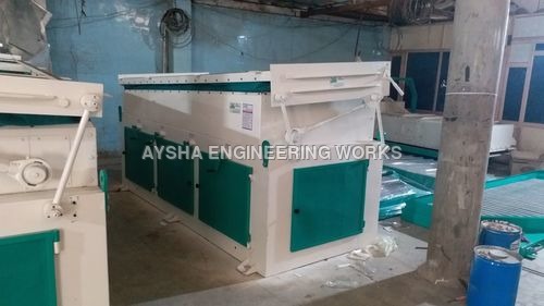 Maize seed cleaning machine
