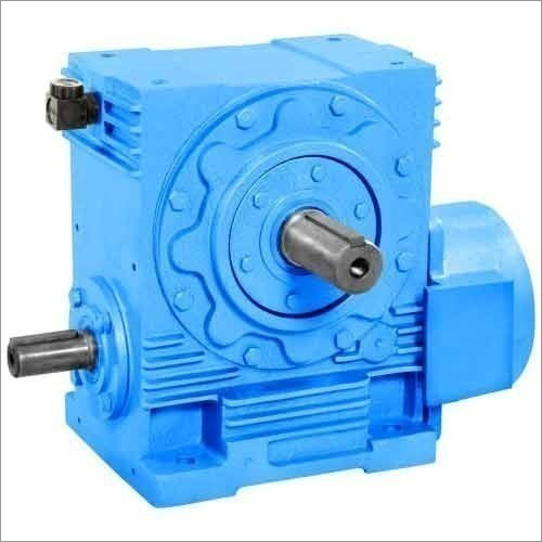 Flange Mounted Worm Reduction Gearbox By OMICRON EQUIPMENT PVT. LTD.