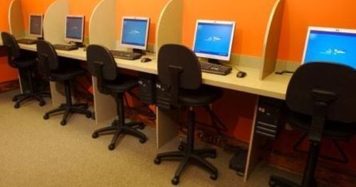 Cyber Cafe Workstation