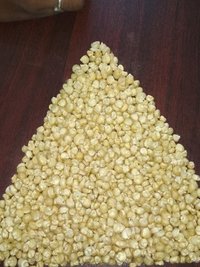 White Corn Admixture (%): 2%