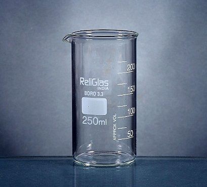 Beakers, Tall Form, With Spout Application: To Be Used In Laboratory