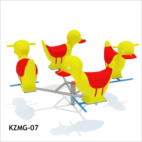 Four Seater Merry Go Round Capacity: 150-250