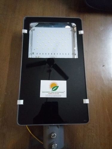 Semi Integrated Solar Street Light