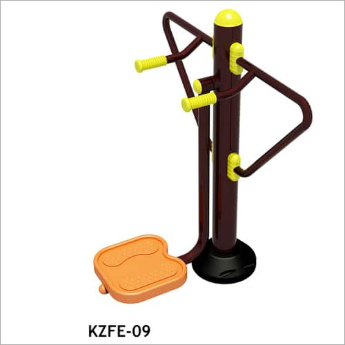 Pendulum Squat Machine