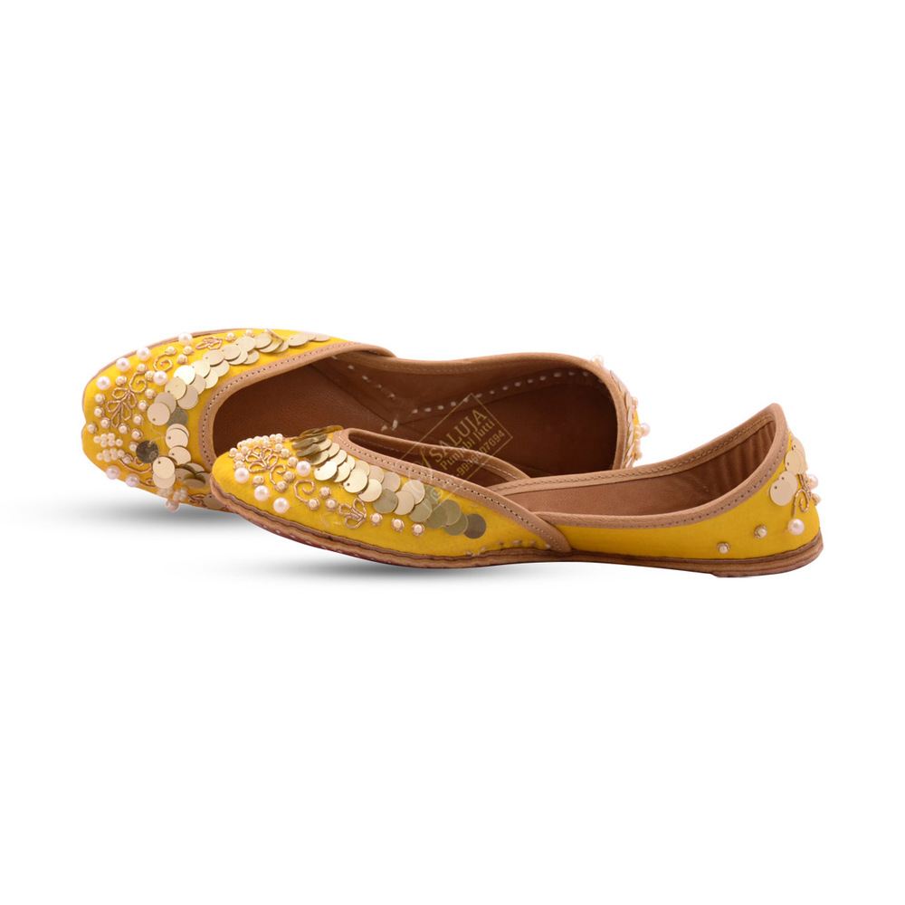 Designer Punjabi Jutti Yellow Color With Sikka Work Heel Size: Flat