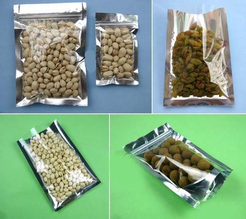 Flexible packaging for dry fruits