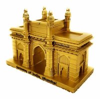 Gateway Of India Souvenir Miniature - Resin, 13.5x6.5x9 Cm, Golden Finish | Elegant Architectural Model, Intricate Detailing, Decorative Desk Piece