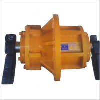Center Flange Vibro Motor - Metal/plastic, Weight: 1-5 Kg, Rpm: 1000/1500/3000, Color: Yellow | High Reliability, Low Maintenance, Abrasion Resistant