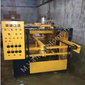 Automatic Vacuum Forming Machine With Share Cutter Automatic Vacuum Forming Machine With Share Cutter