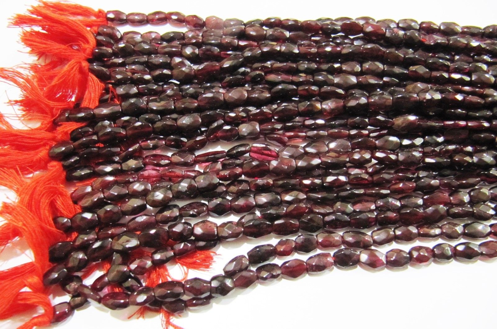 Very Good Quality natural garnet Oval Shape beads