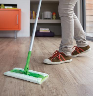 गेस्ट हाउस रूम डीप क्लीनिंग