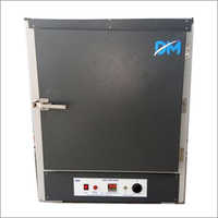 Da And White Laboratory Hot Air Oven