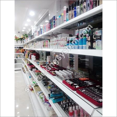 Cosmetics Racks Capacity: 100