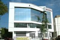 Building Structural Glazing - Aluminium, Rectangle Shape, Pe Coated Surface Treatment | Ideal For Corporate Offices And Commercial Shops, Outdoor Use With Aluminium Composite Panel