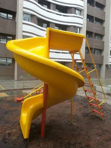 Spiral Slide Capacity: One Child