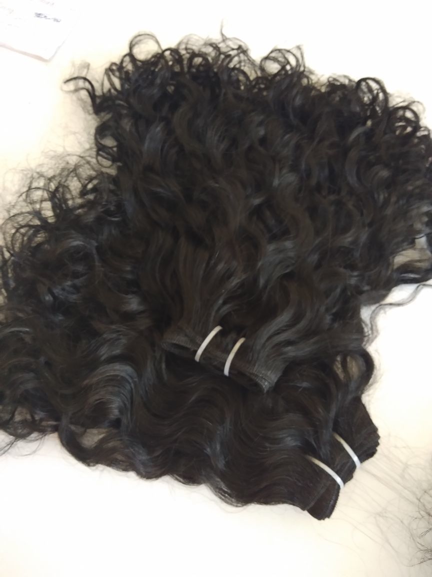 Raw Unprocessed Curly Human Hair Cuticle aligned human hair