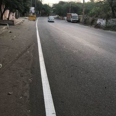 Highly Retro Reflective Paint