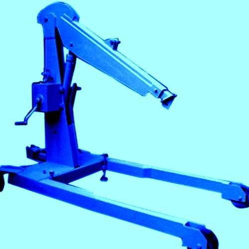 RADAR HOISTING CRANE