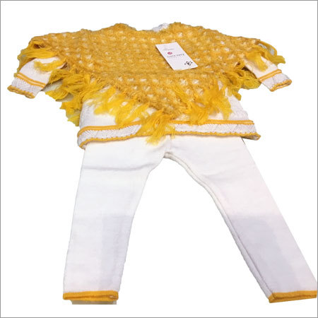 Girls Woolen Shrug Filling Material: Feather