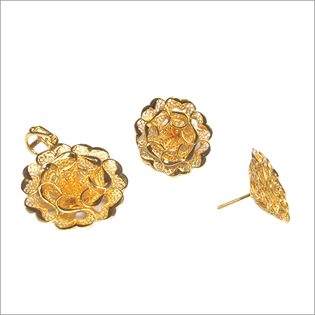 Italian Pendent Gold