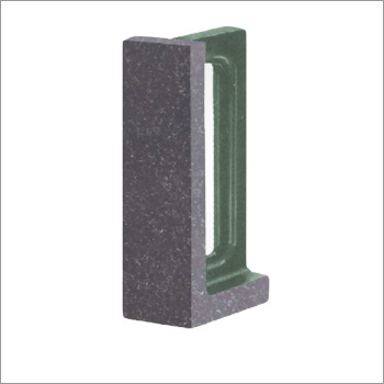 Cast Iron Right Angle Universal Knee Type