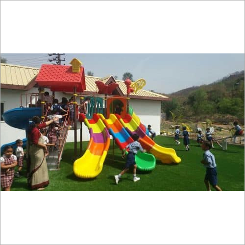 Outdoor Playground Slide Capacity: 150-250 Kg/Hr