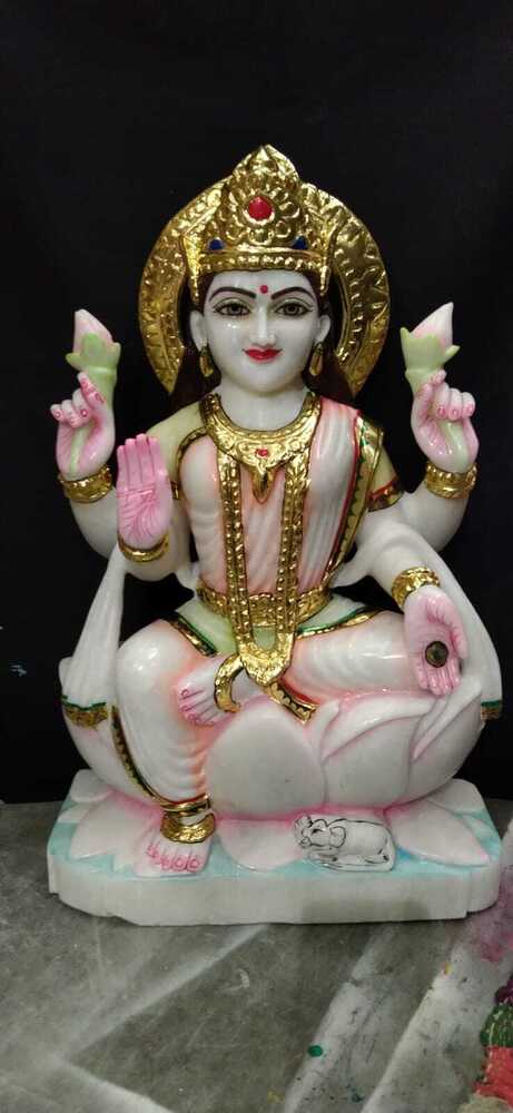 Marble Laxmi Maa Statue