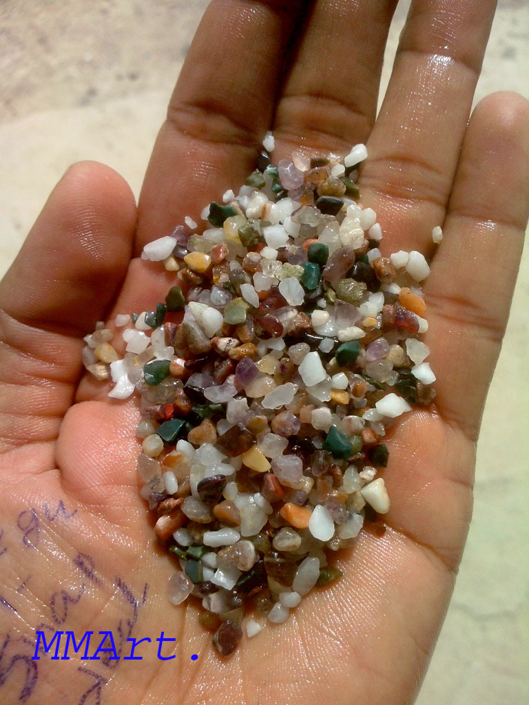 Solid Mix color aquarium special grade 7-15 mm agate stone natural chips with machine polished pebbles