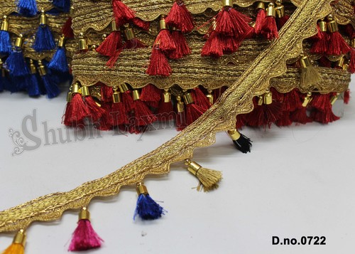Hanging lace