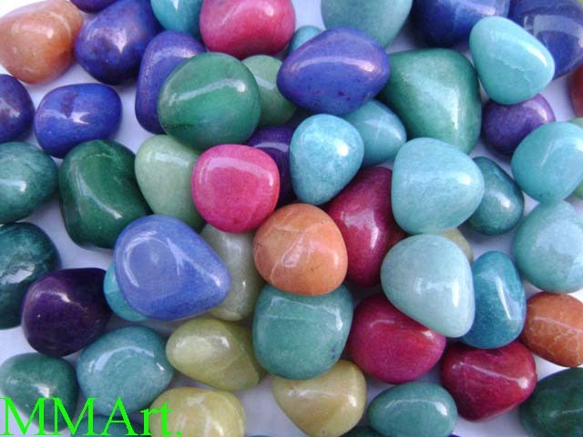 Tumbled Dyed Non Remove Colored Polished Stone and Pebbles